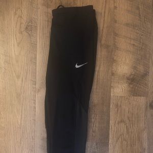 {Nike} Dryfit Leggings